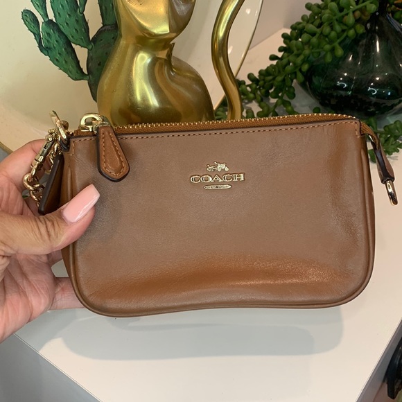 Coach camel and gold wristlet - Picture 1 of 15
